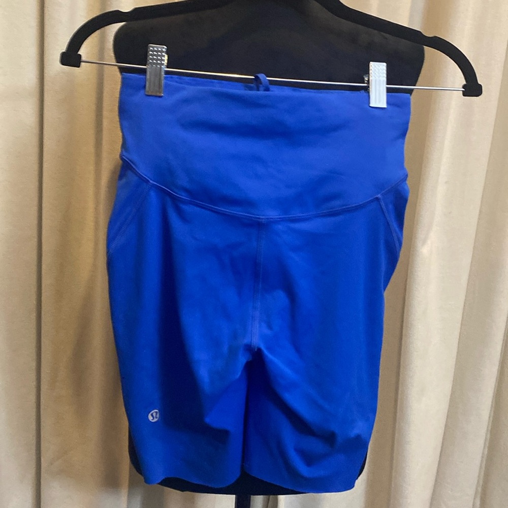 Lululemon base pace H/R short 8”Symphony blue